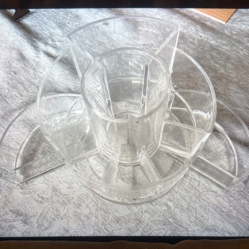 Clear Rotating Organizer for makeup 💄 or office supplies 🖇️